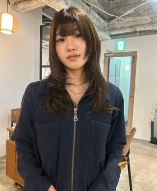 ミディアム カラー パーマ CEINE loqのヘアスタイル