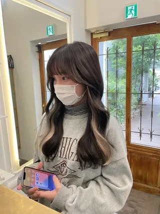 ロング YUYU🦕 /エクステ/艶カラーのヘアスタイル