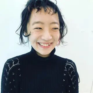 ヘアアレンジ 💓パーマ，💗 レイヤーカットのヘアスタイル
