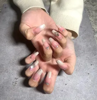 ロング 2DY NAIL SALONのネイルデザイン