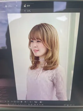 ロング 大津 りかのヘアスタイル