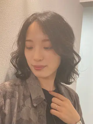 ミディアム See. 江崎 れいんのヘアスタイル