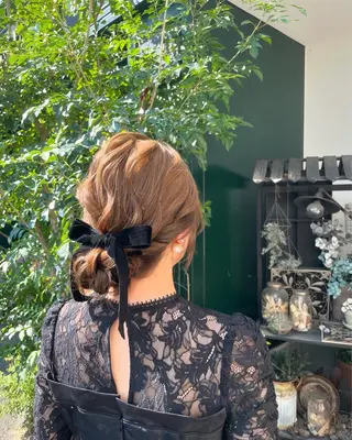 セミロング ヘアアレンジ 山下 襟華のヘアスタイル