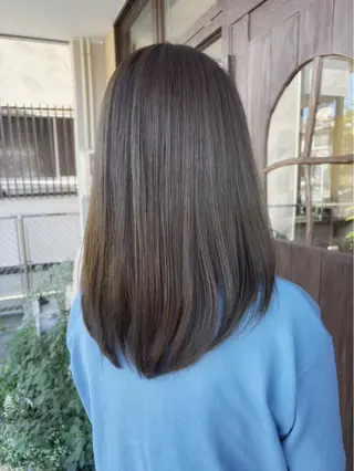 ミディアム 鈴木 未歩のヘアスタイル