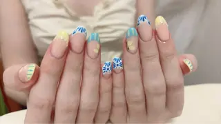 ネイル mano nella manoのネイルデザイン