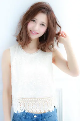 ミディアム 柳井 健太のヘアスタイル