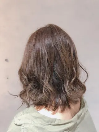 ミディアム カラー 中村 幸子のヘアスタイル