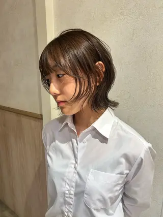 ショート Sora/レイヤー/ ブリーチなしWカラーのヘアスタイル