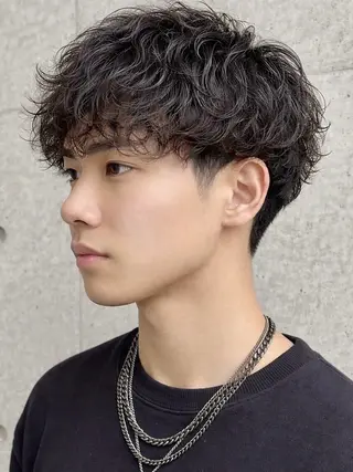 ミディアム パーマ メンズ 増田 祐のヘアスタイル