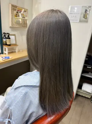 ロング 大塚 しおりのヘアスタイル