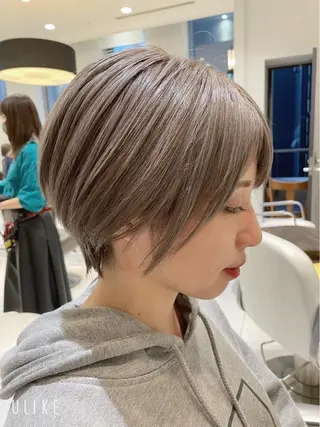 ショート カラー アンブレラカラー💫 フェイスフレーミングのヘアスタイル
