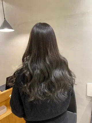 ロング yuu/髪質改善 カラー🌛のヘアスタイル
