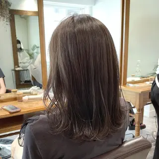 ミディアム カラー navile原宿 yumaのヘアスタイル