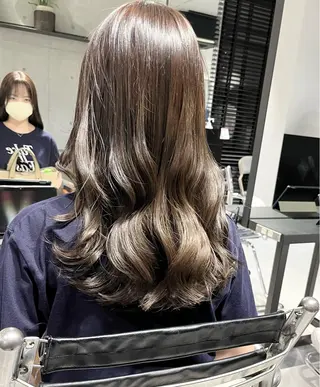 セミロング カラー 透明感カラー✂︎ /縮毛矯正/YUKAのヘアスタイル