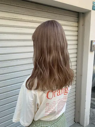 セミロング カラー wakana/ 柔らかベージュカラーのヘアスタイル