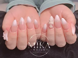 ネイル 🌻Luna Mika🌻のネイルデザイン
