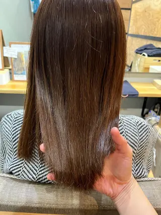 セミロング カラー パーマ ヘアアレンジ メンズ キッズ ネイル マツエク・マツパ アイブロウ 久木原 ゆりのヘアスタイル