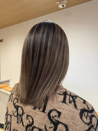 カラー ma hiのヘアスタイル
