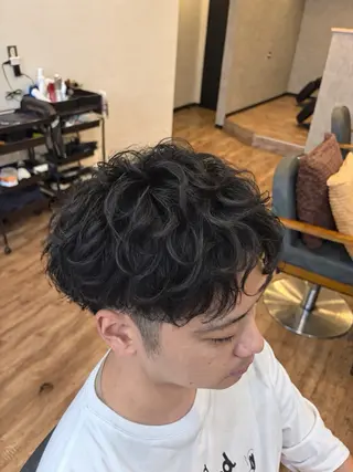 パーマ メンズ 野呂 隼人のヘアスタイル