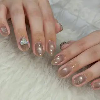 ネイル LAVISH sakiのネイルデザイン