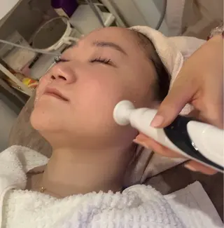愛維美水光美肌専門店 メンズレディースokのエステ・リラクイメージ