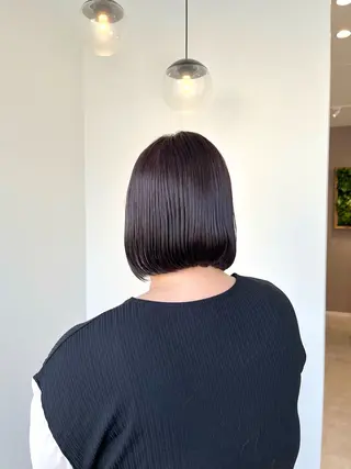 ショート カラー 葉田 綾乃のヘアスタイル