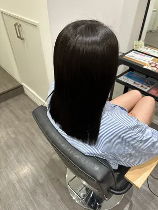 ミディアム 艶髪レイヤー上田 紗也🇰🇷💗のヘアスタイル