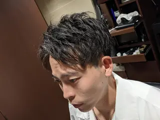 ショート 浅沼 響のヘアスタイル