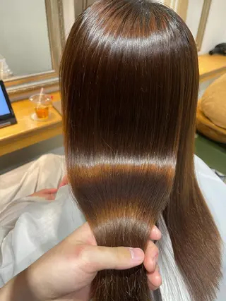 ロング レイヤーカット 小山 悠のヘアスタイル