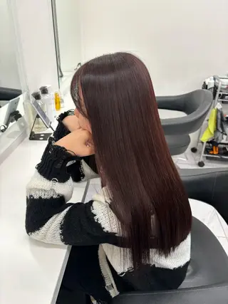 ロング カラー 抜け感レイヤー︴ ニュアンスカラーのヘアスタイル