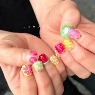 ネイル Tielu Yukiのネイルデザイン