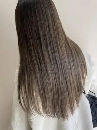カラー ecoo Sakineのヘアスタイル