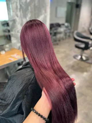 ロング カラー ハイトーンカラー 🦄レイヤーカットのヘアスタイル