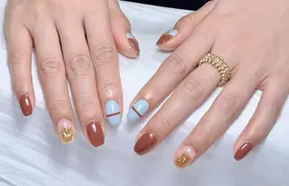 ネイル 小島 阿佑美のネイルデザイン