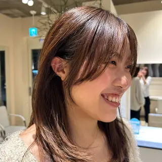 セミロング 笹木 菜々子のヘアスタイル