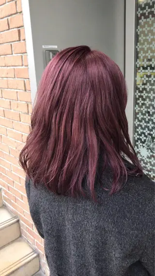 ミディアム カラー パーマ ヘアアレンジ メンズ キッズ ネイル マツエク・マツパ サロンドミルク 渋谷高比良のヘアスタイル