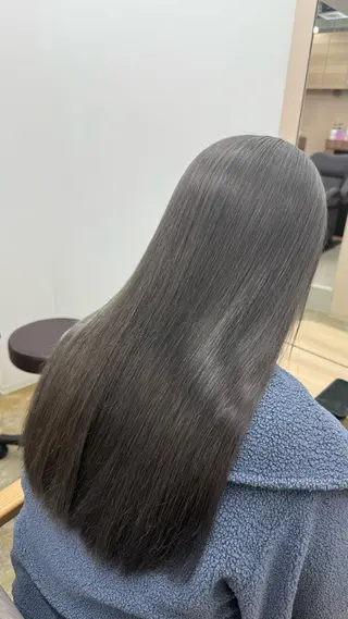 ロング カラー 艶髪✖️ハイトーン 🫧YURIA🫧のヘアスタイル