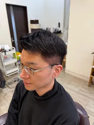 メンズ 呉屋 俊介のヘアスタイル