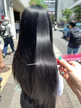 ロング 個性派ネイル 🌼 ハルカ ♡の眉毛・アイブロウイメージ
