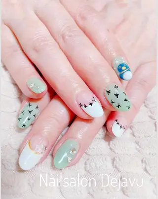 ネイル Nail salon Dejavu 🌿のネイルデザイン