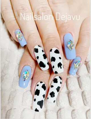 ネイル Nail salon Dejavu 🌿のネイルデザイン