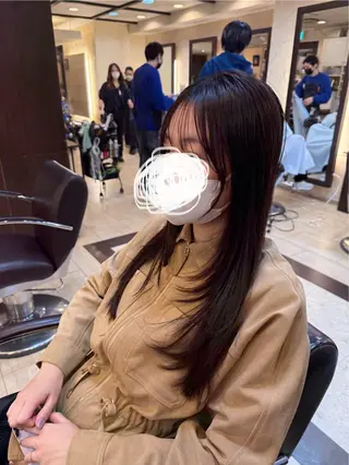 ロング 青山 光のヘアスタイル