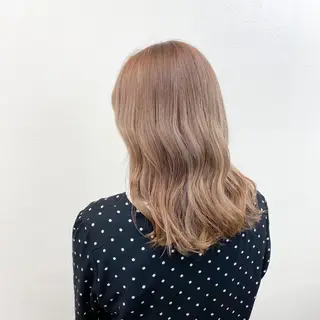 ロング 透明感♡グレージュ ♡ミルクティー♡のヘアスタイル