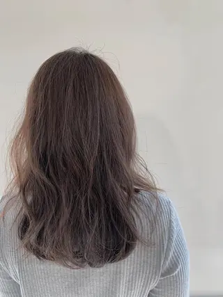 セミロング カラー パーマ ヘアアレンジ 加藤 綾華のヘアスタイル