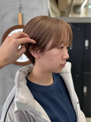 ショート カラー 村田 春歌のヘアスタイル