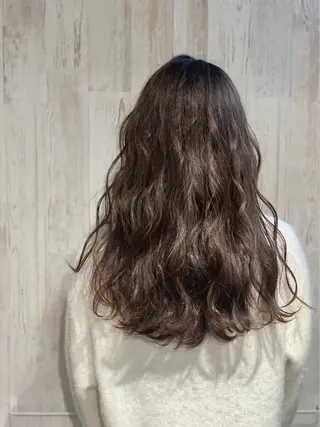 セミロング 山田 七菜のヘアスタイル