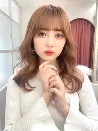 ロング fuwari 美白ショコラカラーのヘアスタイル