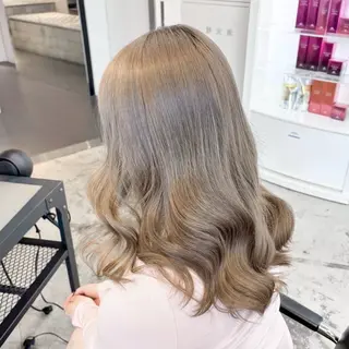 カラー 🍒似合わせ×ハイト ーン🍒ユリナのヘアスタイル
