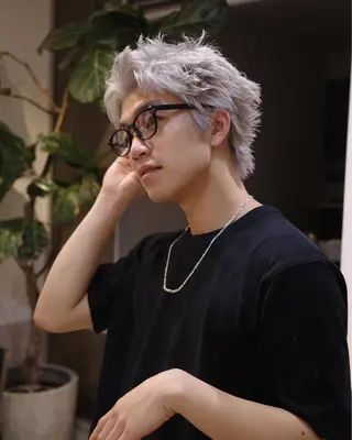 ショート カラー 🌀渋谷メンズヘア 🌀河野瑠太のヘアスタイル
