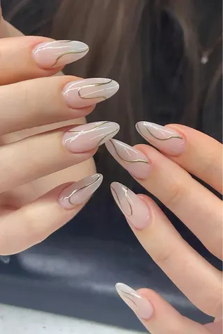 ネイル Emiii Ana.chuoのネイルデザイン